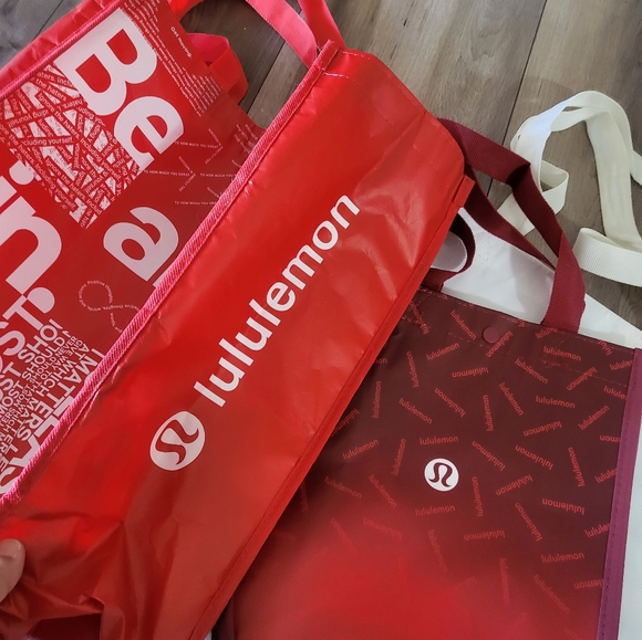 3 LULULEMON bags - Picture 3 of 3
